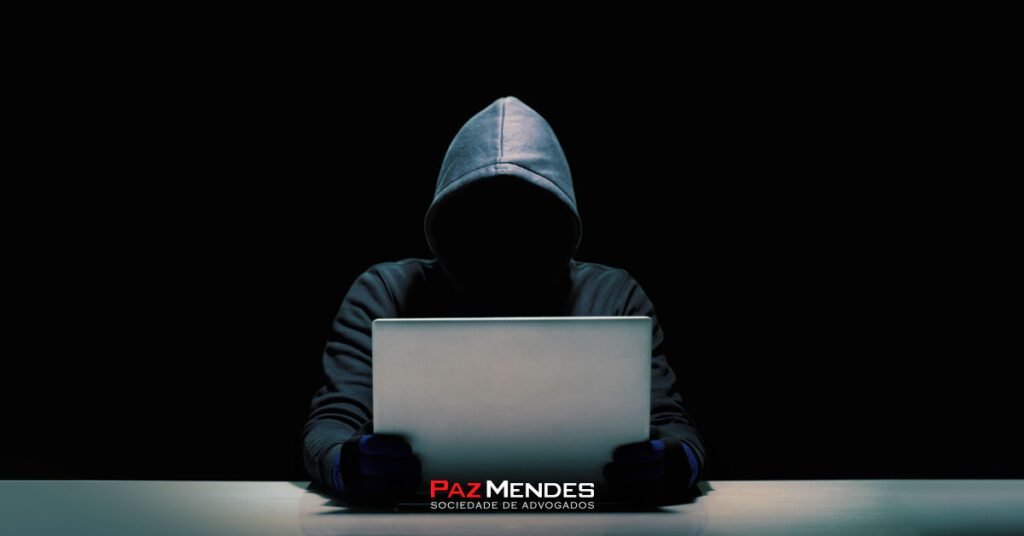 O que é crime cibernético?